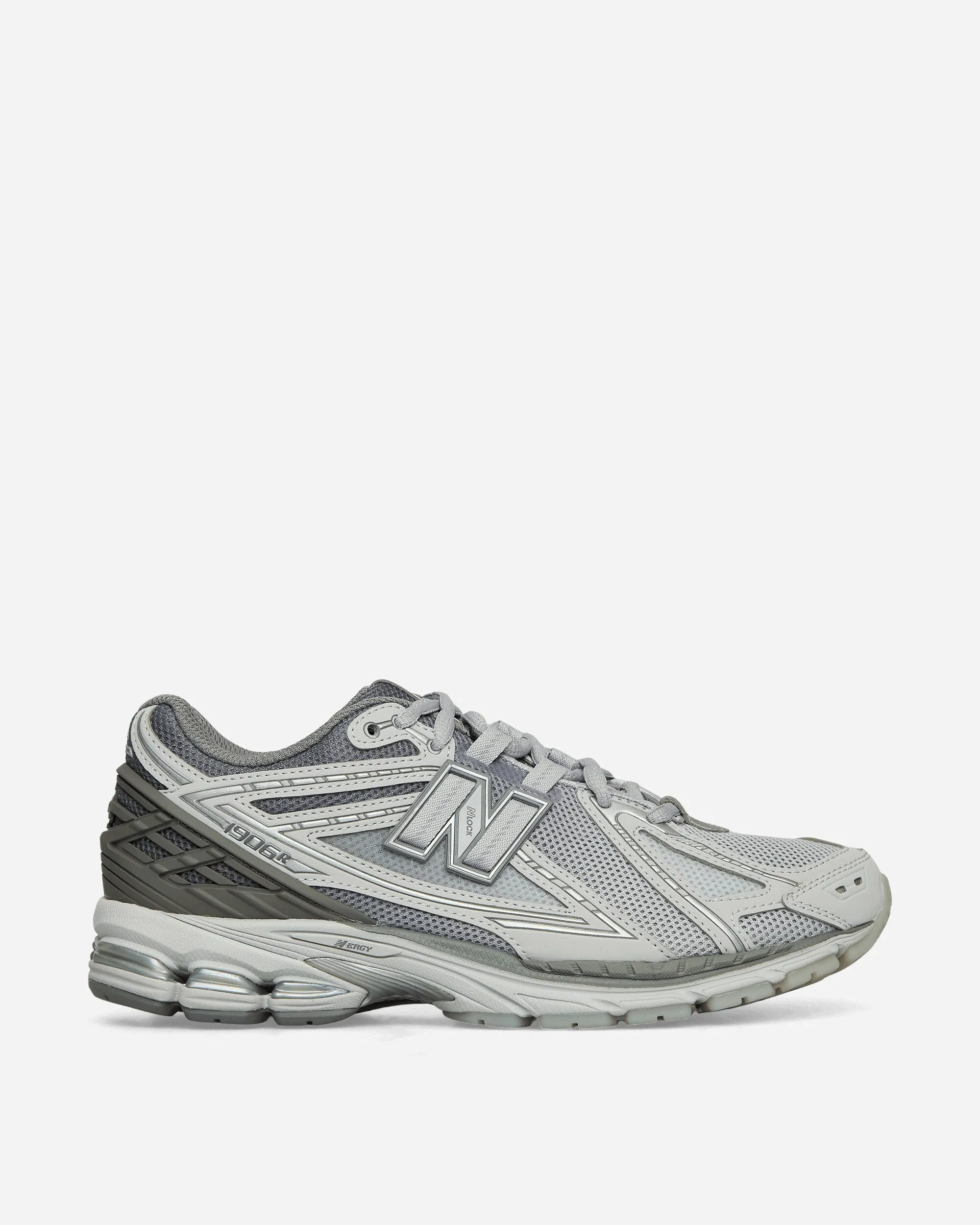 Chaussures de sport 1906R Nouvel An Lunaire Nuage de pluie / Gris portuaire