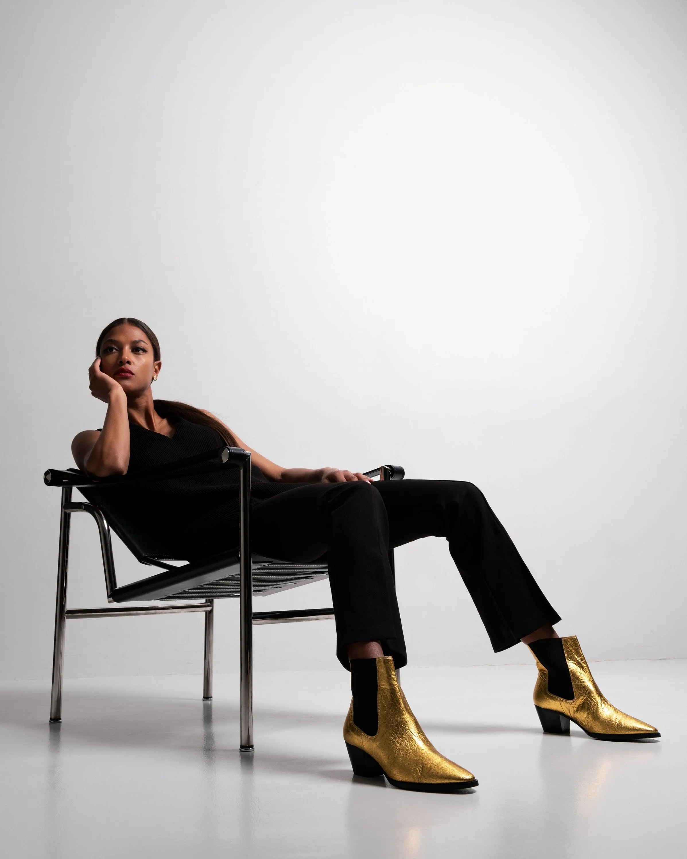 Vendredi 15h, c'est génial ! Bottines vegan en Piñatex | Or métallisé