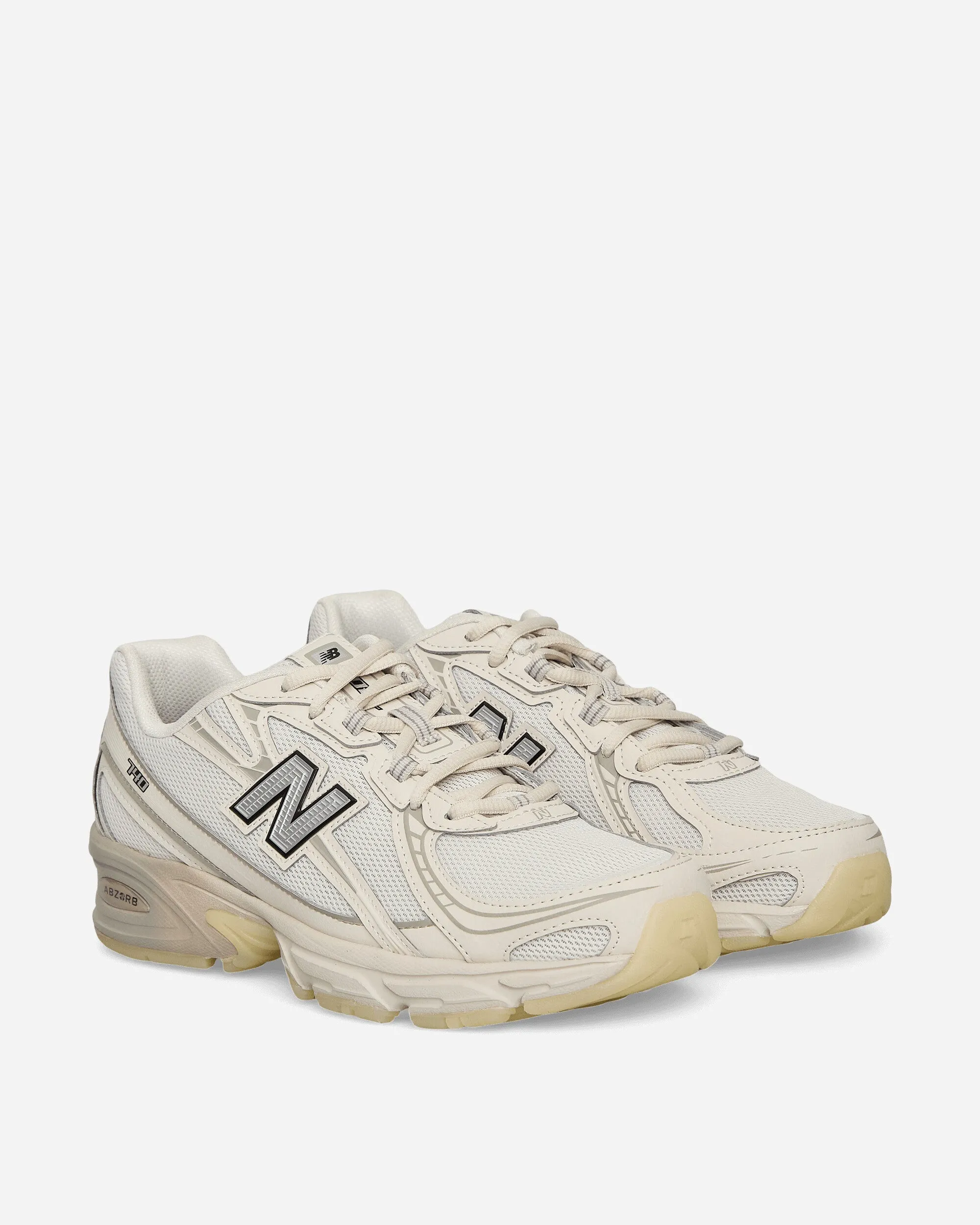 740 Sneakers Moonbeam / Pierre Aride