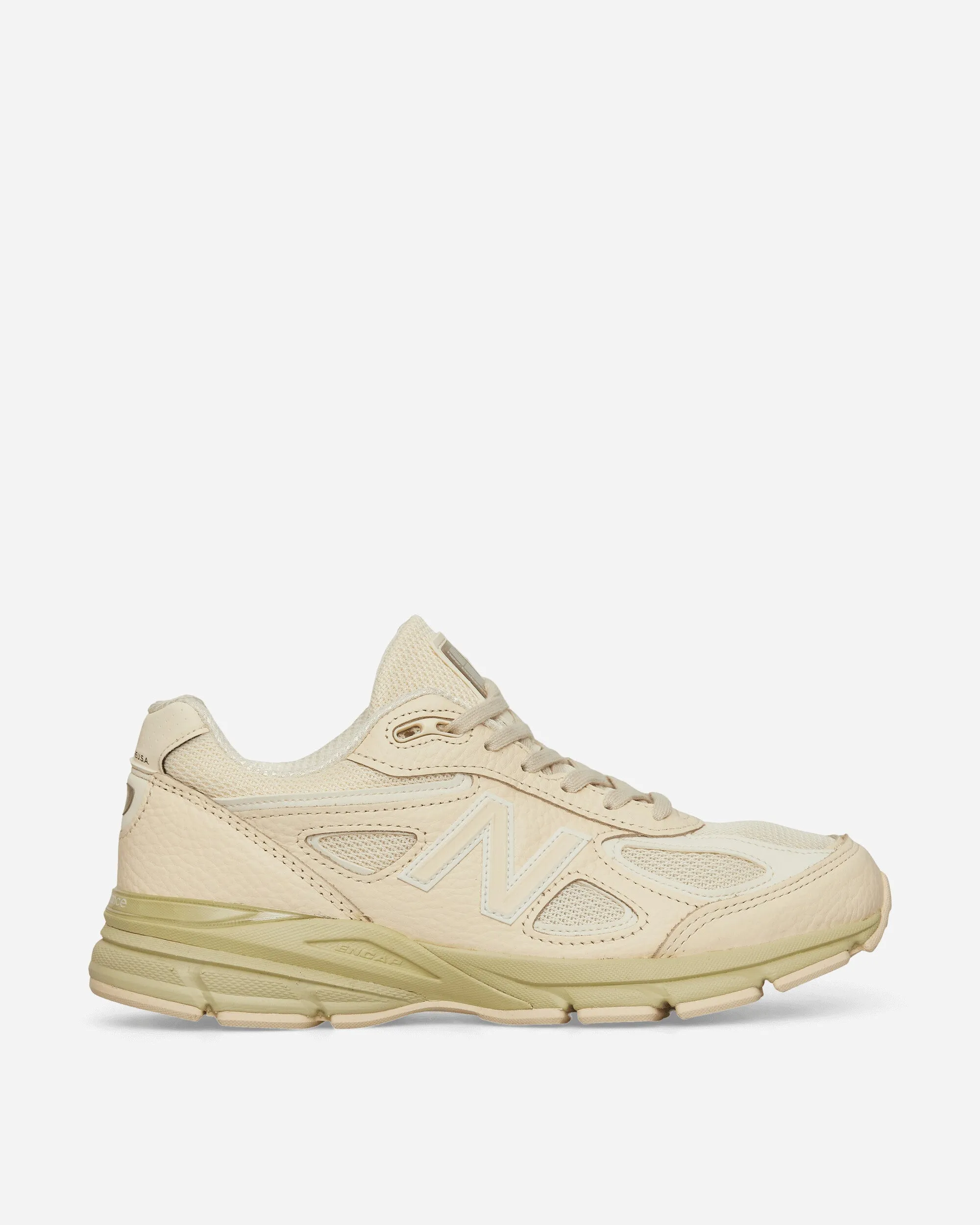 Baskets 990v4 Noix de Macadamia / Morille
