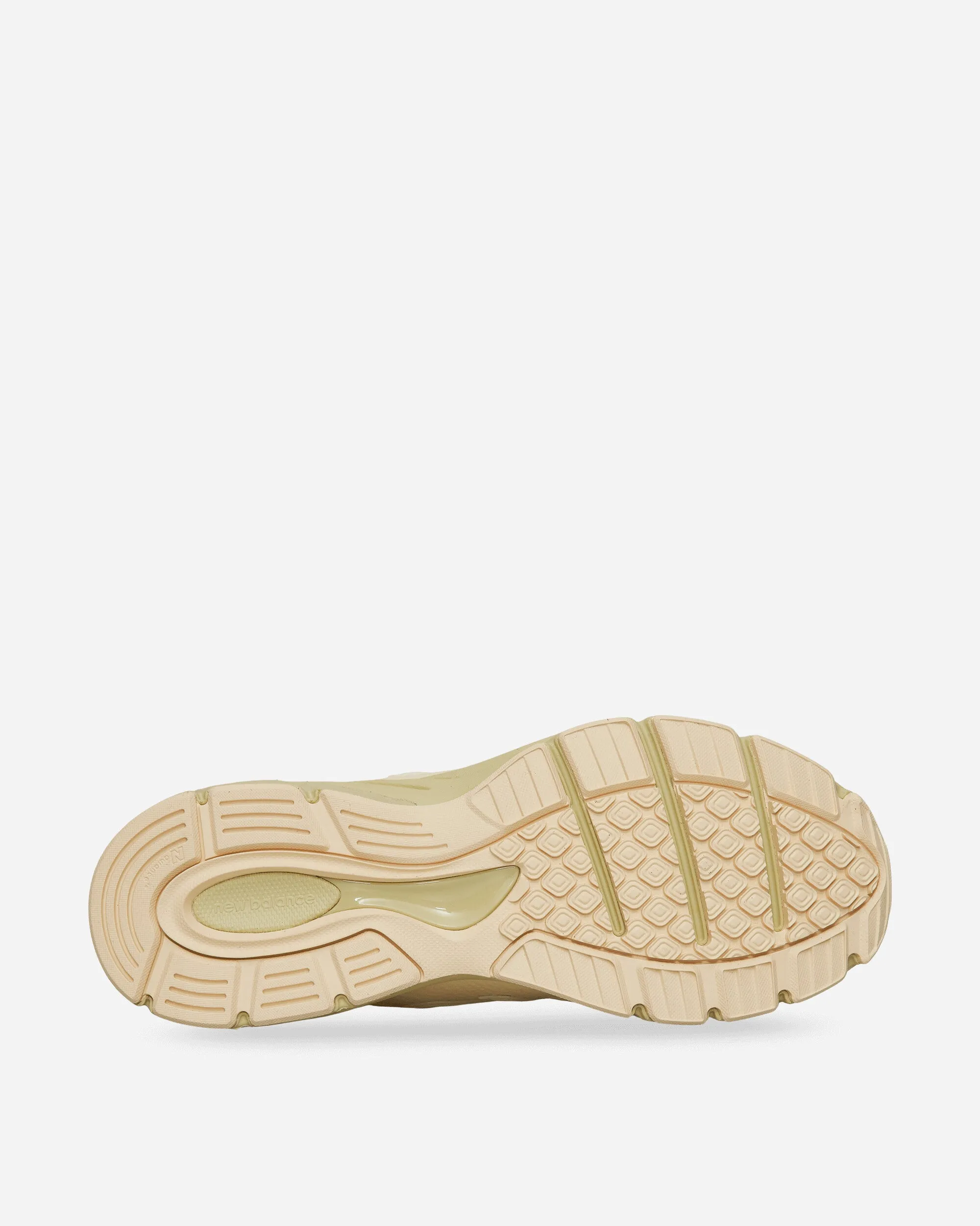 Baskets 990v4 Noix de Macadamia / Morille