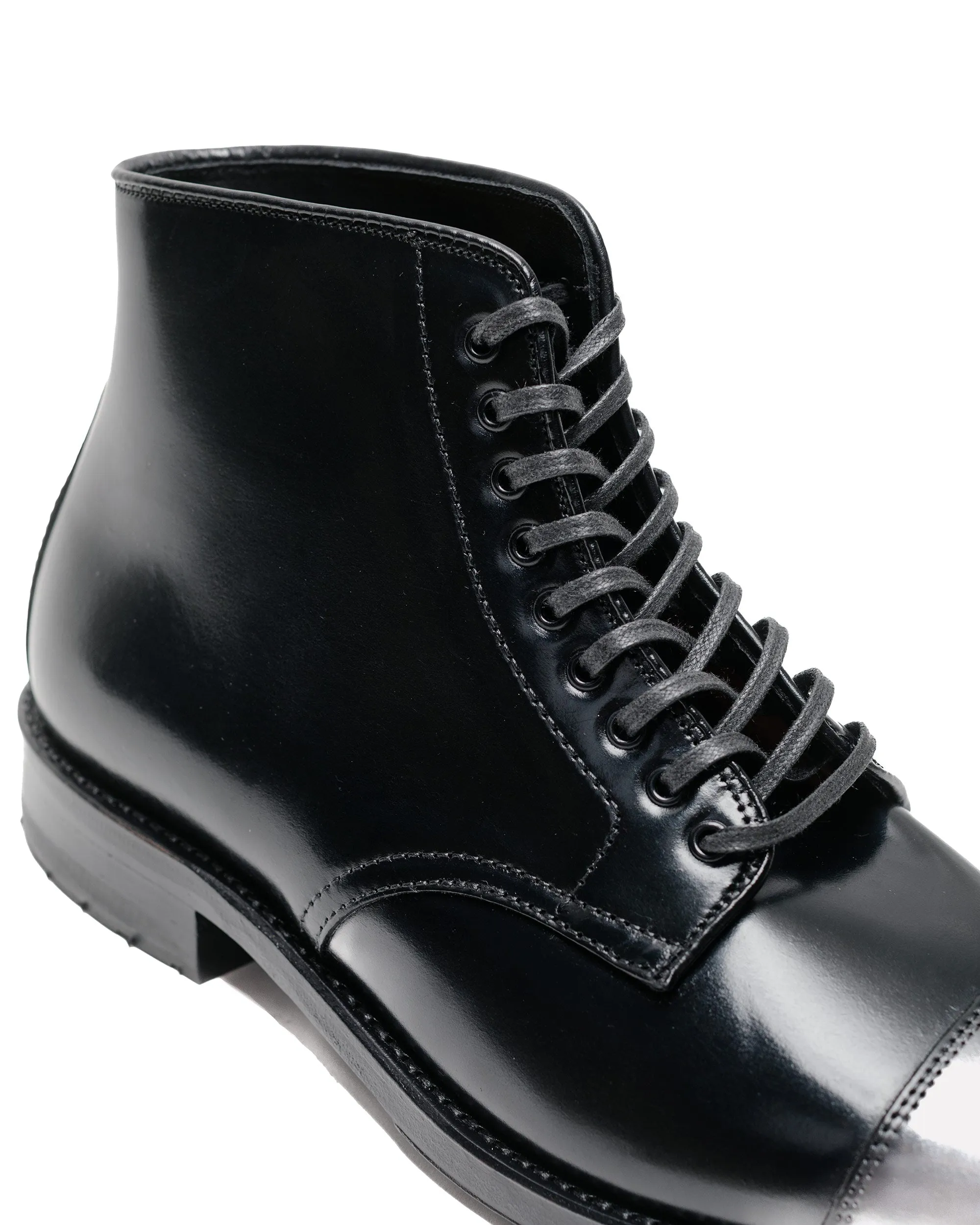 Botte Alden Straight Tip avec semelle Commando en Shell Cordovan noir 39625C