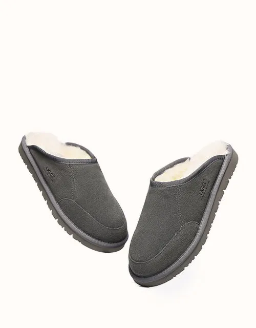 Chaussures UGG® usées Australian Shepherd