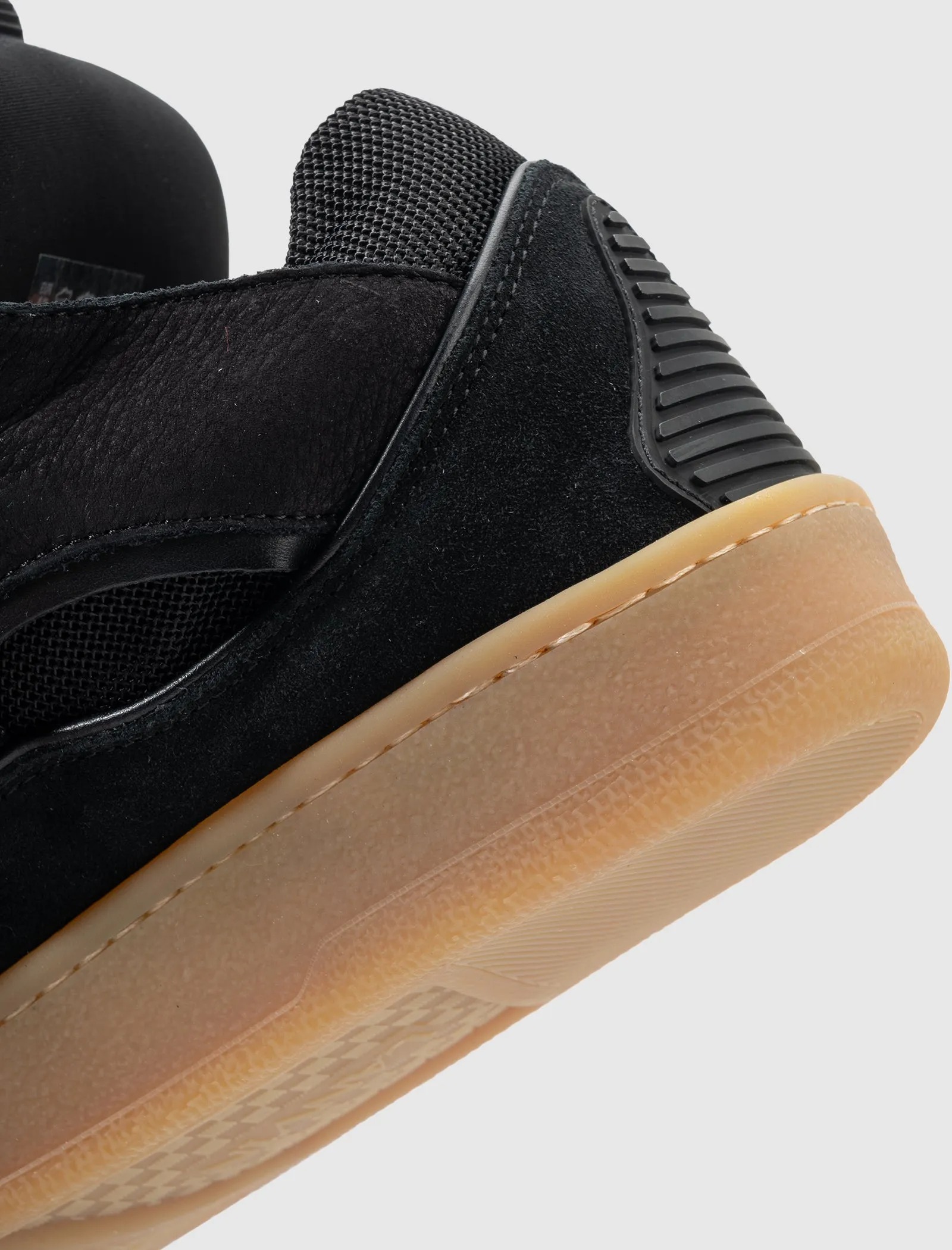 SNEAKERS CURB