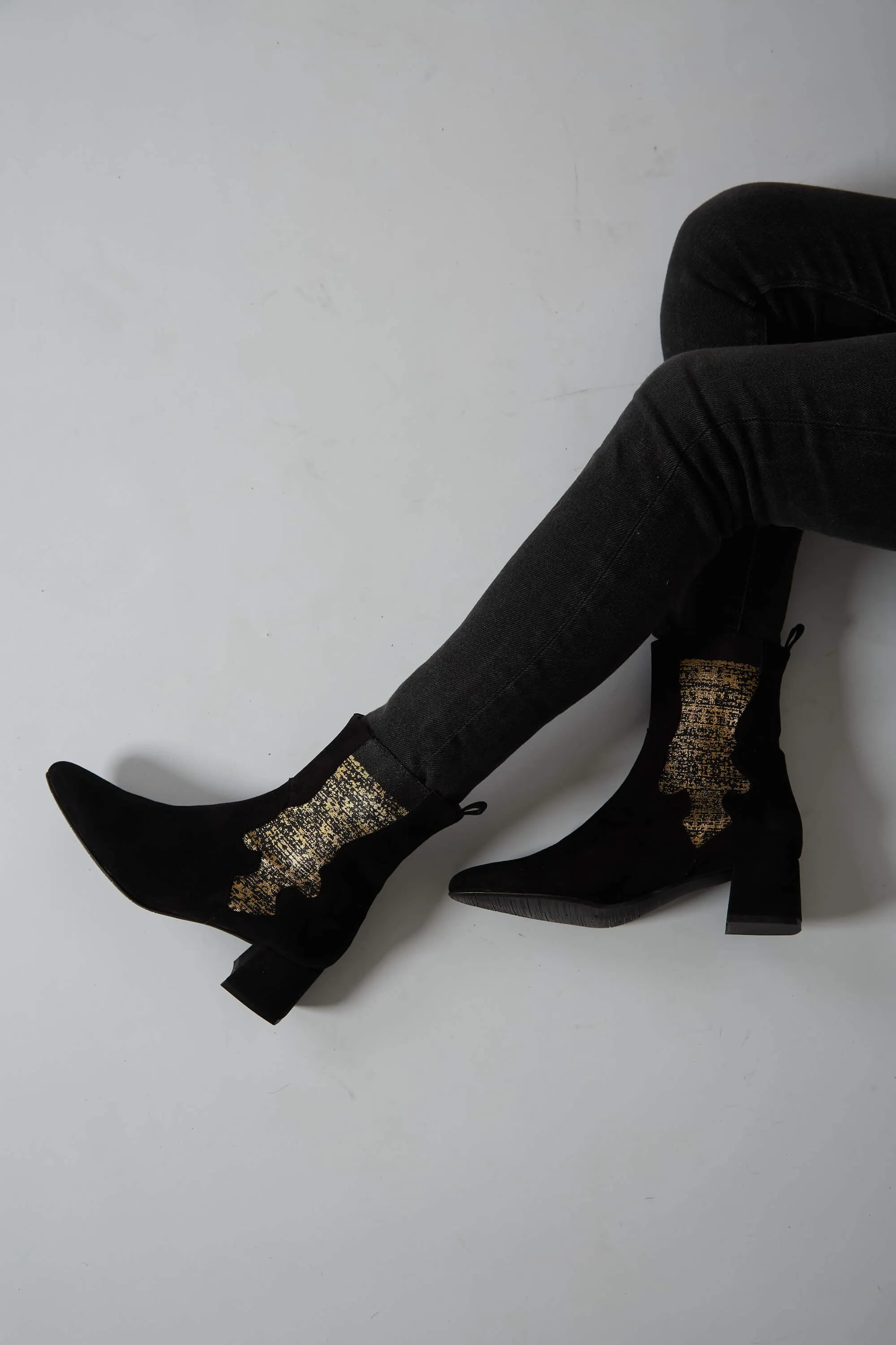 Bottes vegan en suédine écolo | Noir & Or