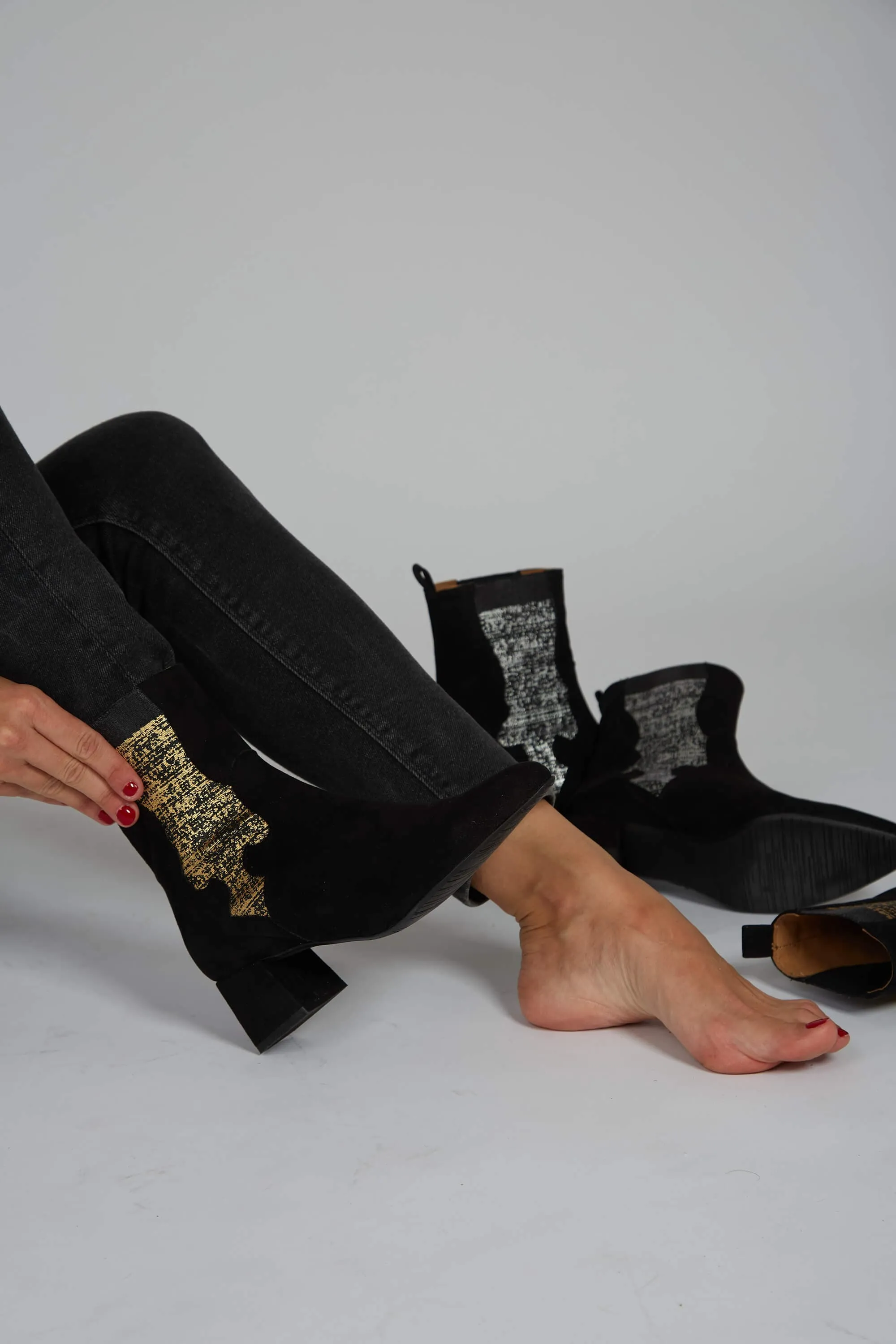 Bottes vegan en suédine écolo | Noir & Or