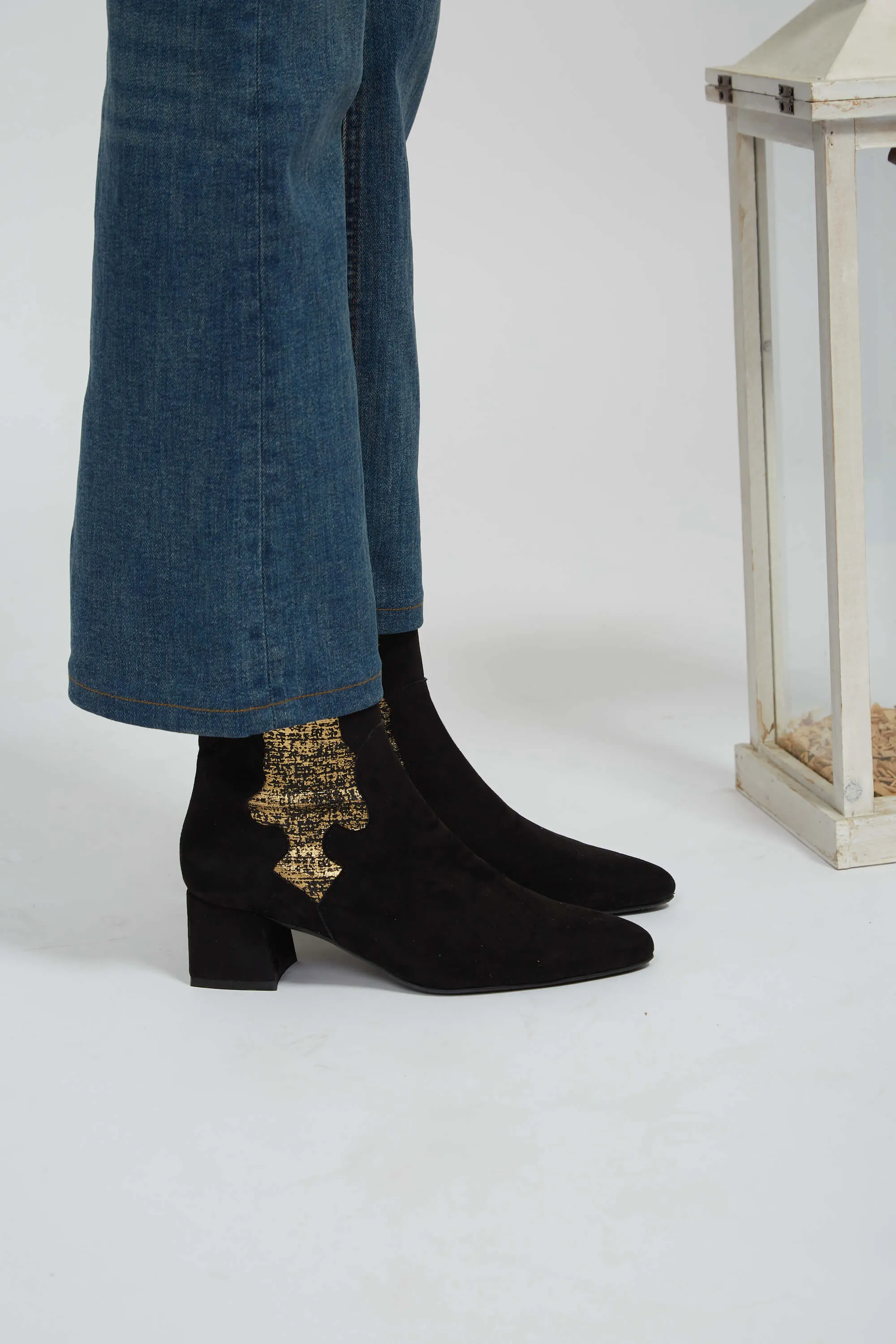 Bottes vegan en suédine écolo | Noir & Or