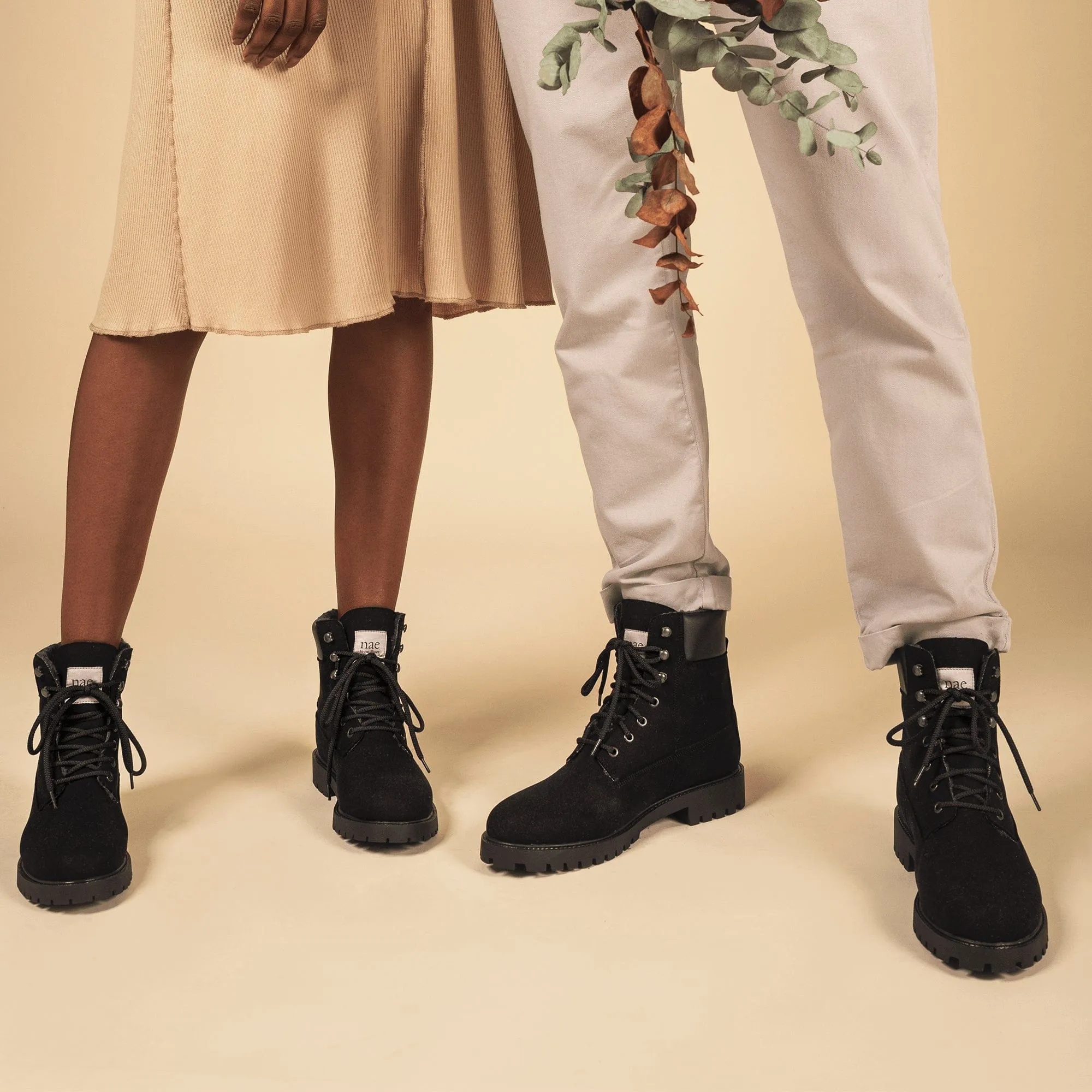 Bottes de montagne unisexes isolées en simili cuir vegan Gadea | Noir
