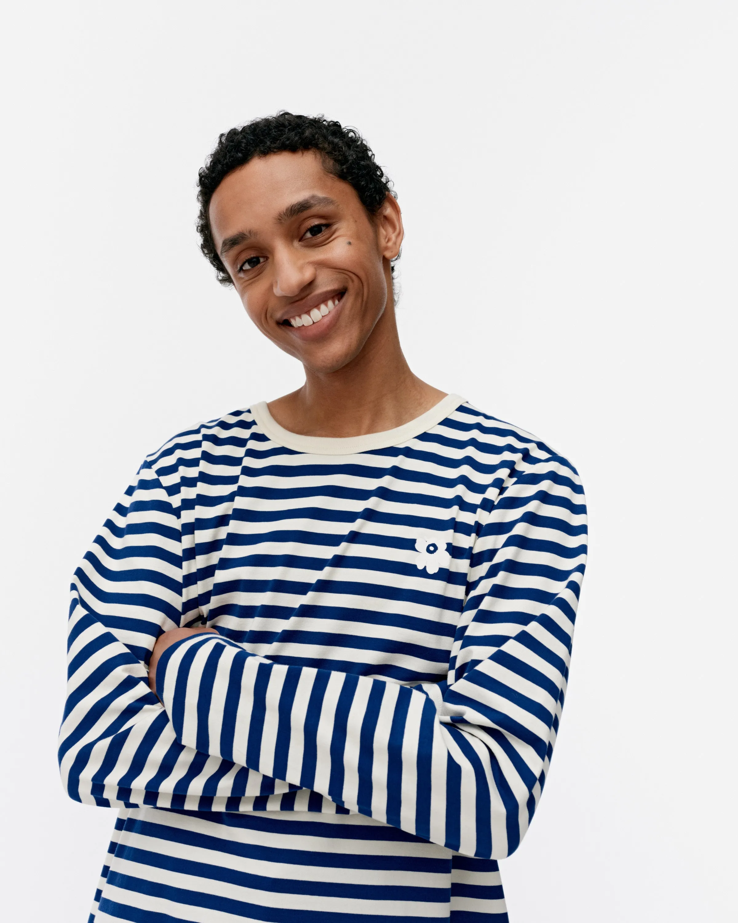T-shirt unisexe à manches longues Kioski Tasaraita Unikko 71cm Vêtements_Marimekko