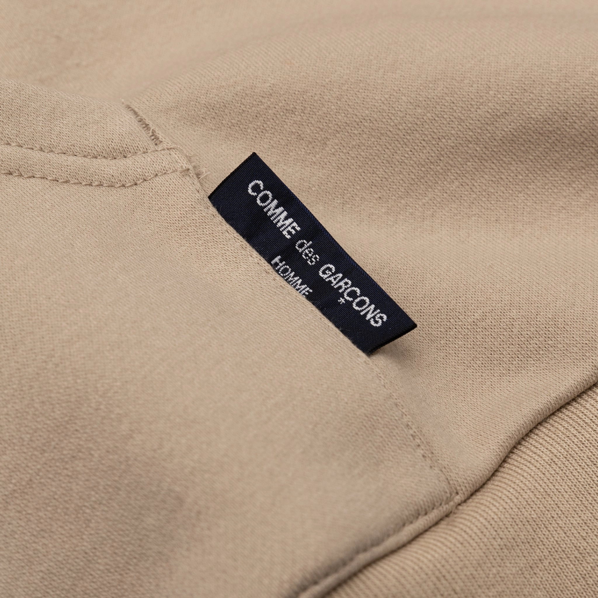 PULL-OVER À CAPUCHE AVEC LOGO