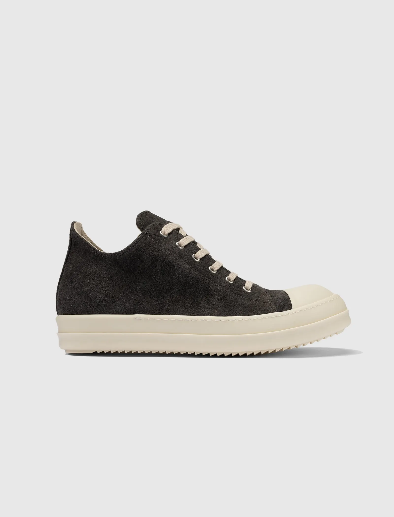BASKETS BASSES