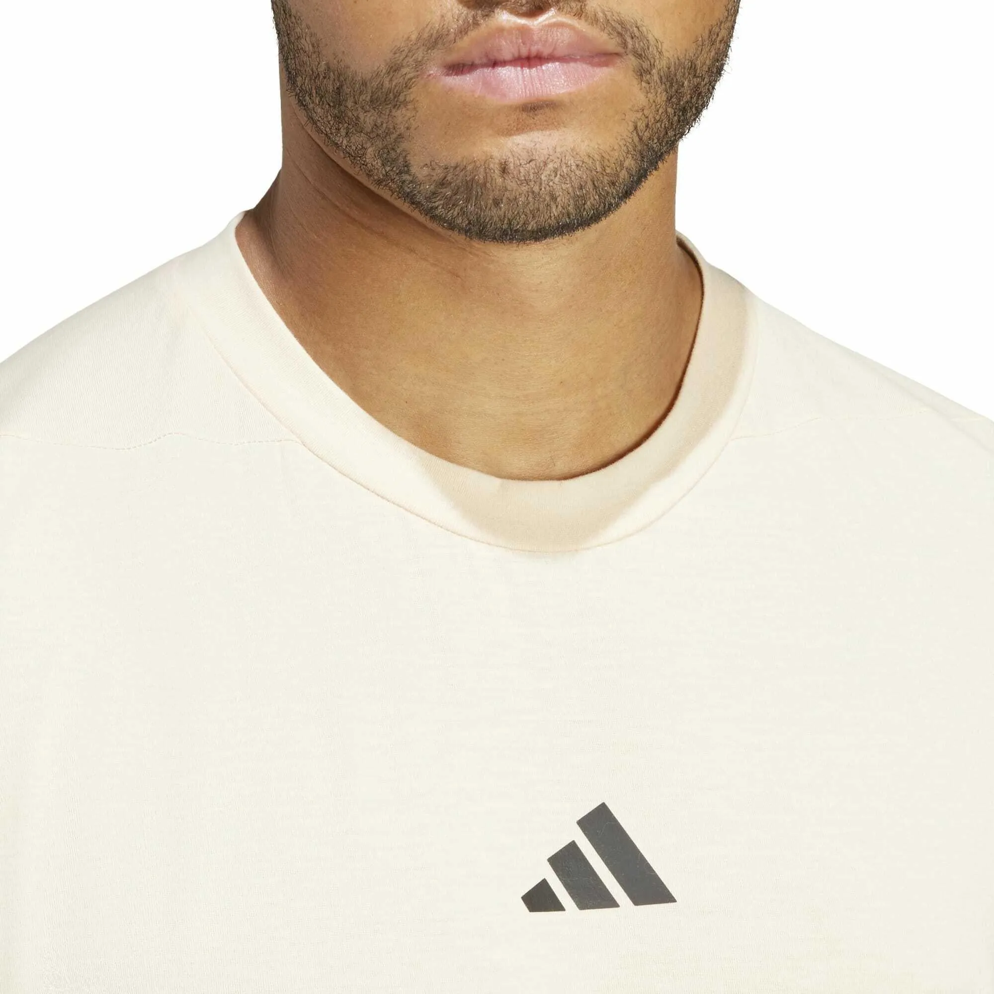 T-shirt d'entraînement conçu pour homme