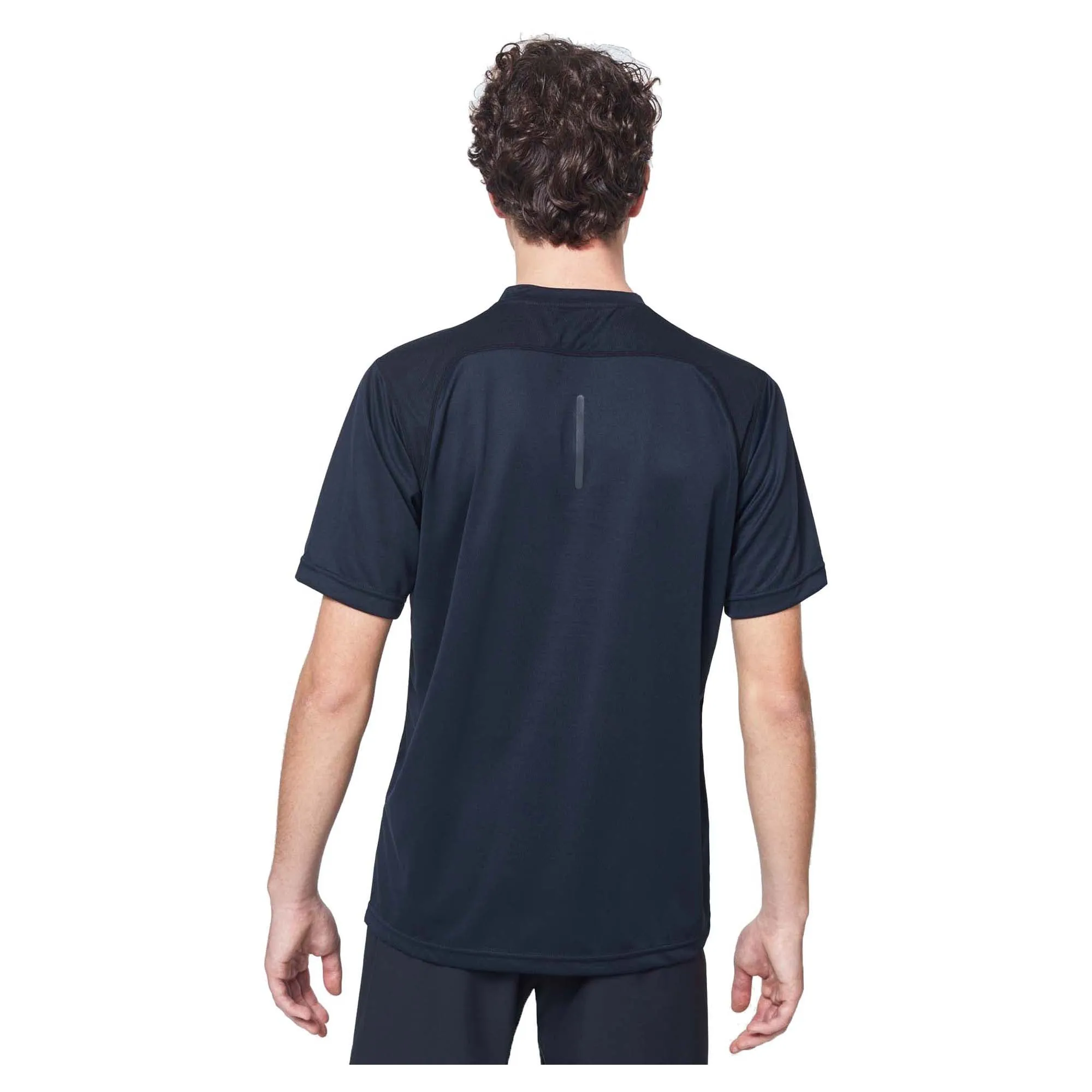 T-shirt d'entraînement fondamental pour hommes à manches courtes