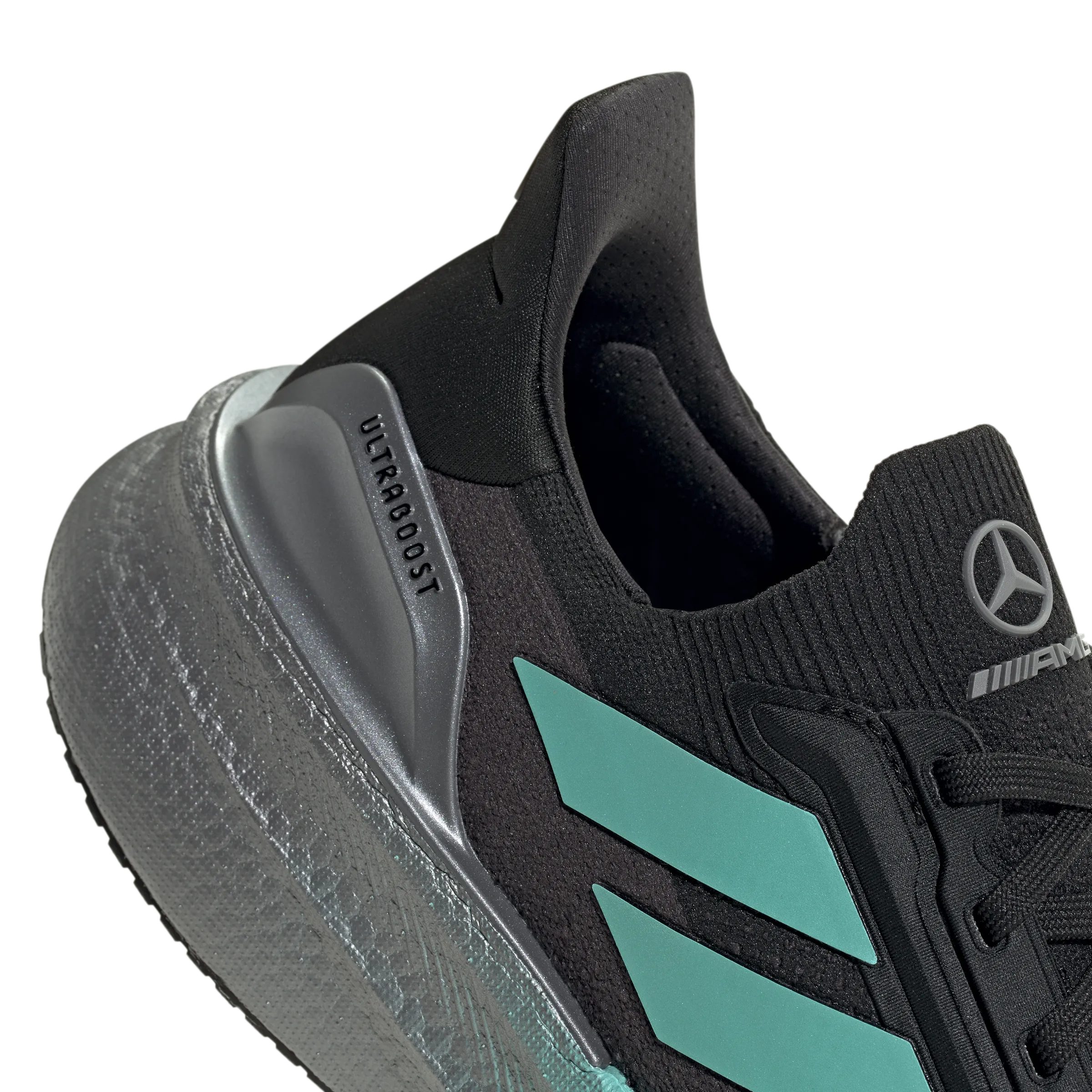   Mercedes AMG Petronas F1 Team Ultraboost 5X 'Noir de Base Semi Mint Rush'