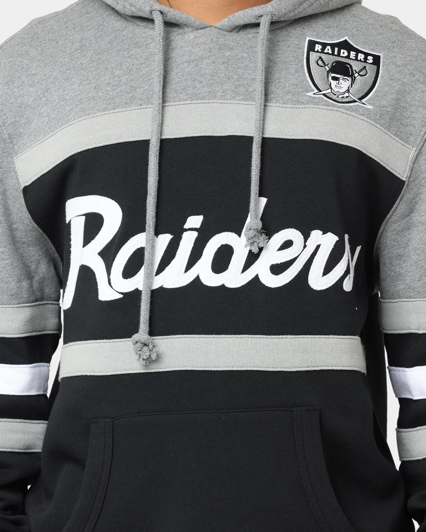 Mitchell & Ness Sweat à capuche d'entraîneur des Raiders de Las Vegas Noir/Gris