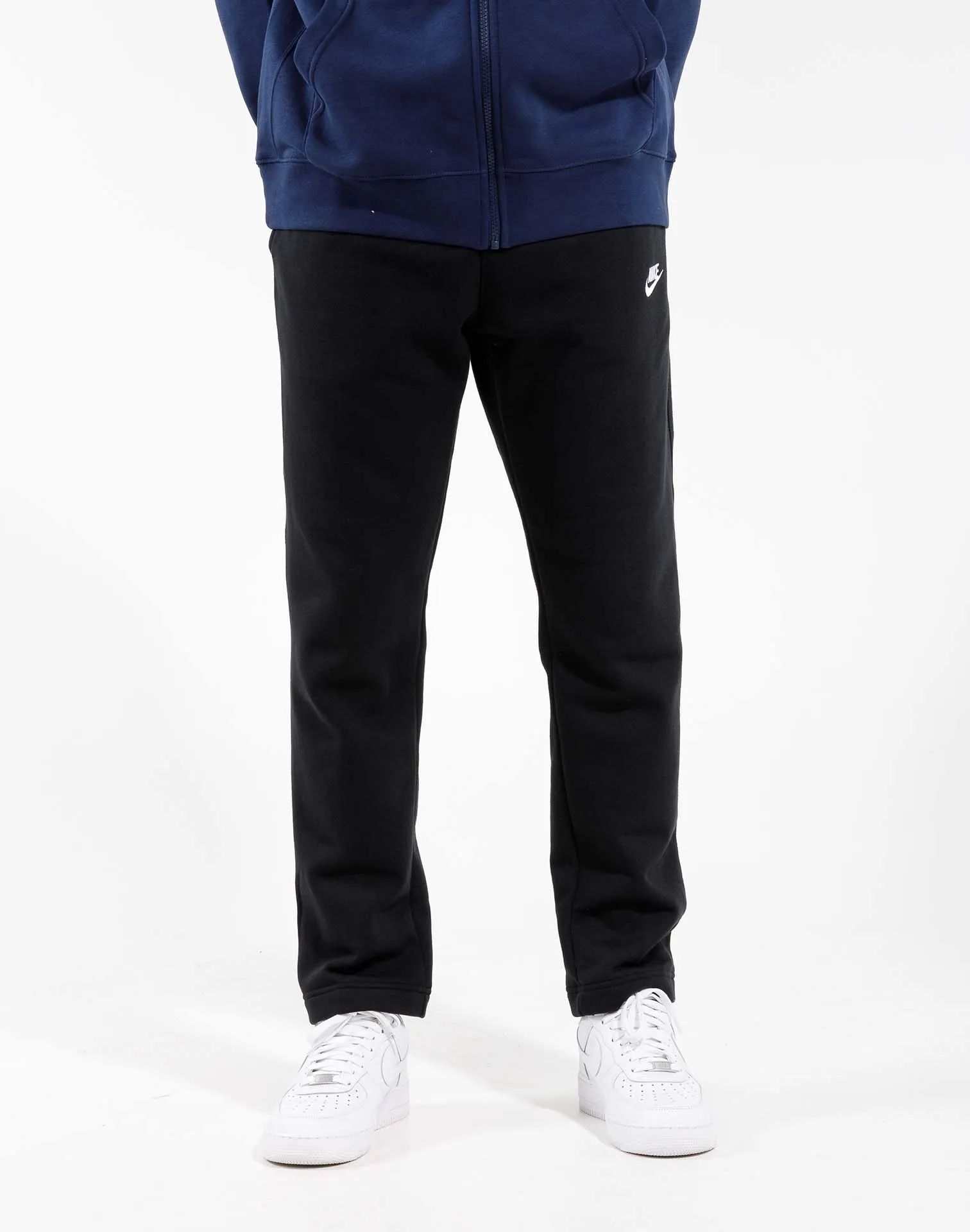 Nike Nsw Club Pantalon de survêtement à ourlet ouvert
