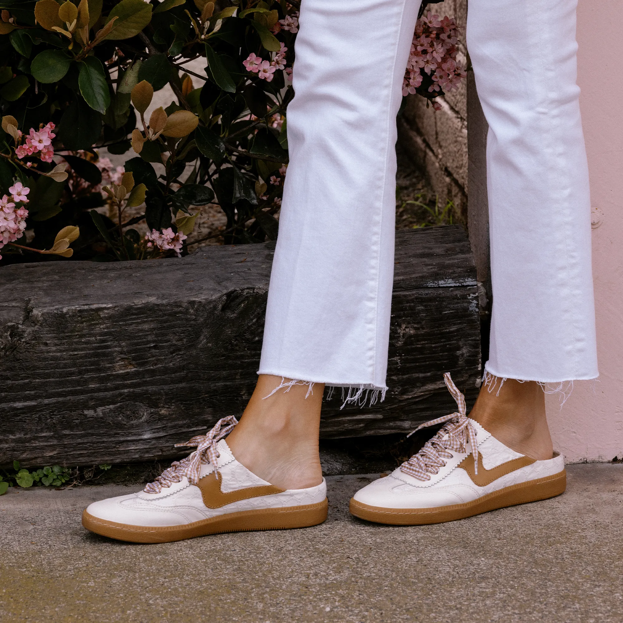 NOTICE SLIDE SNEAKERS BLANC ROSE ŒILLET