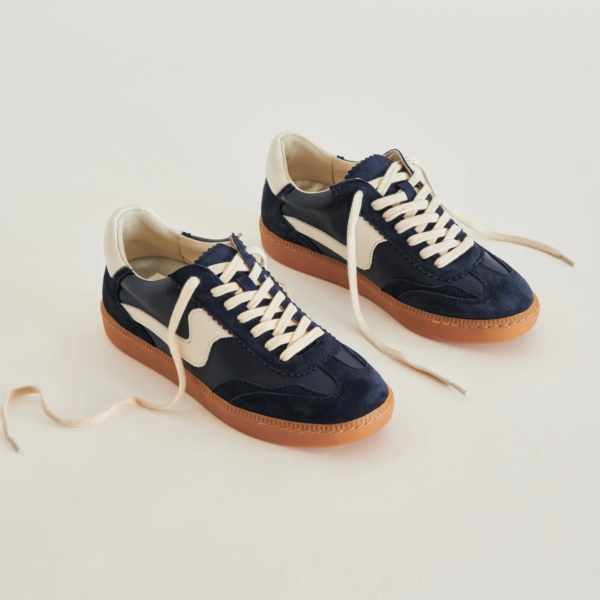 NOTICE SNEAKERS SUÈDE BLEU MARINE