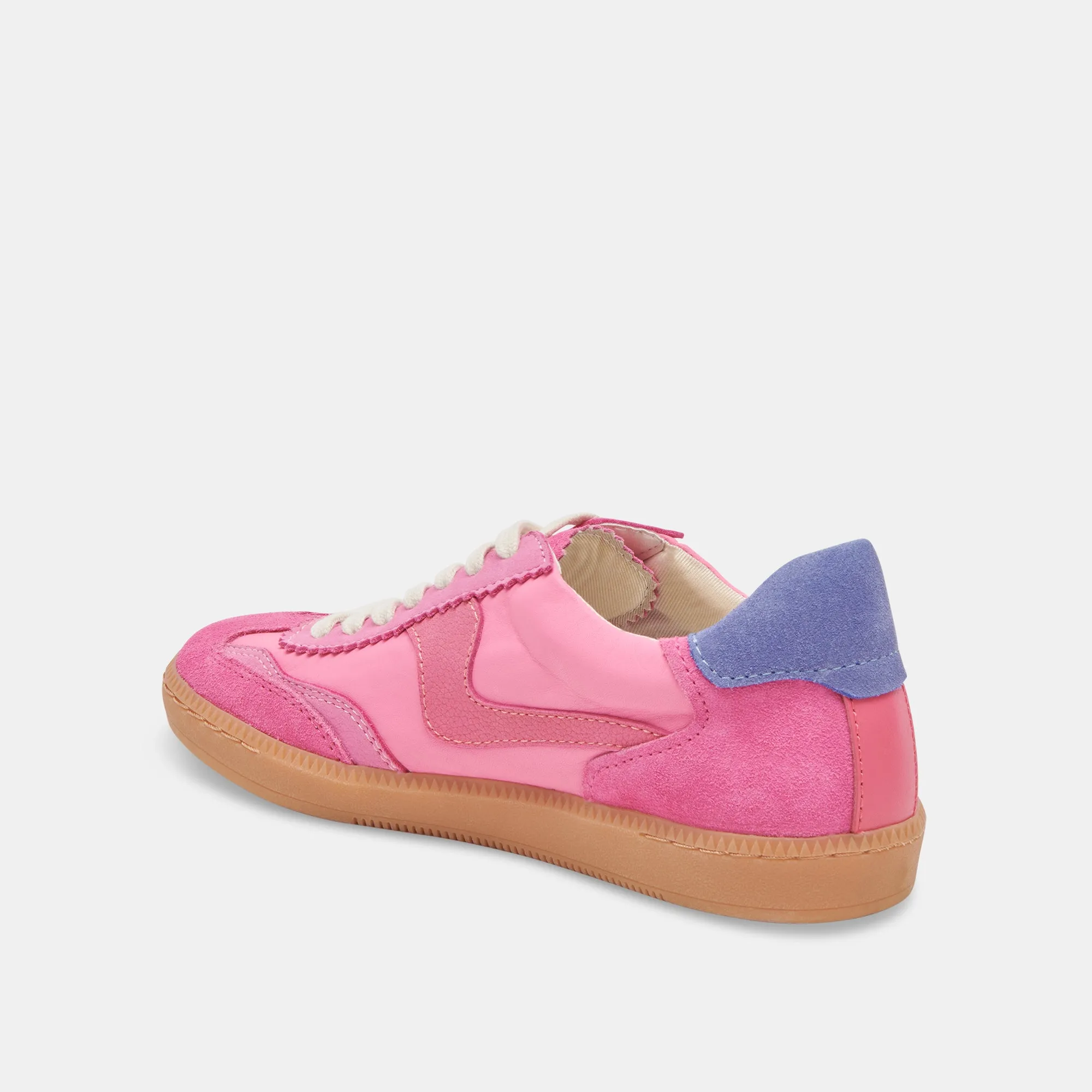 BASKETS NOTICE EN DAIM ROSE