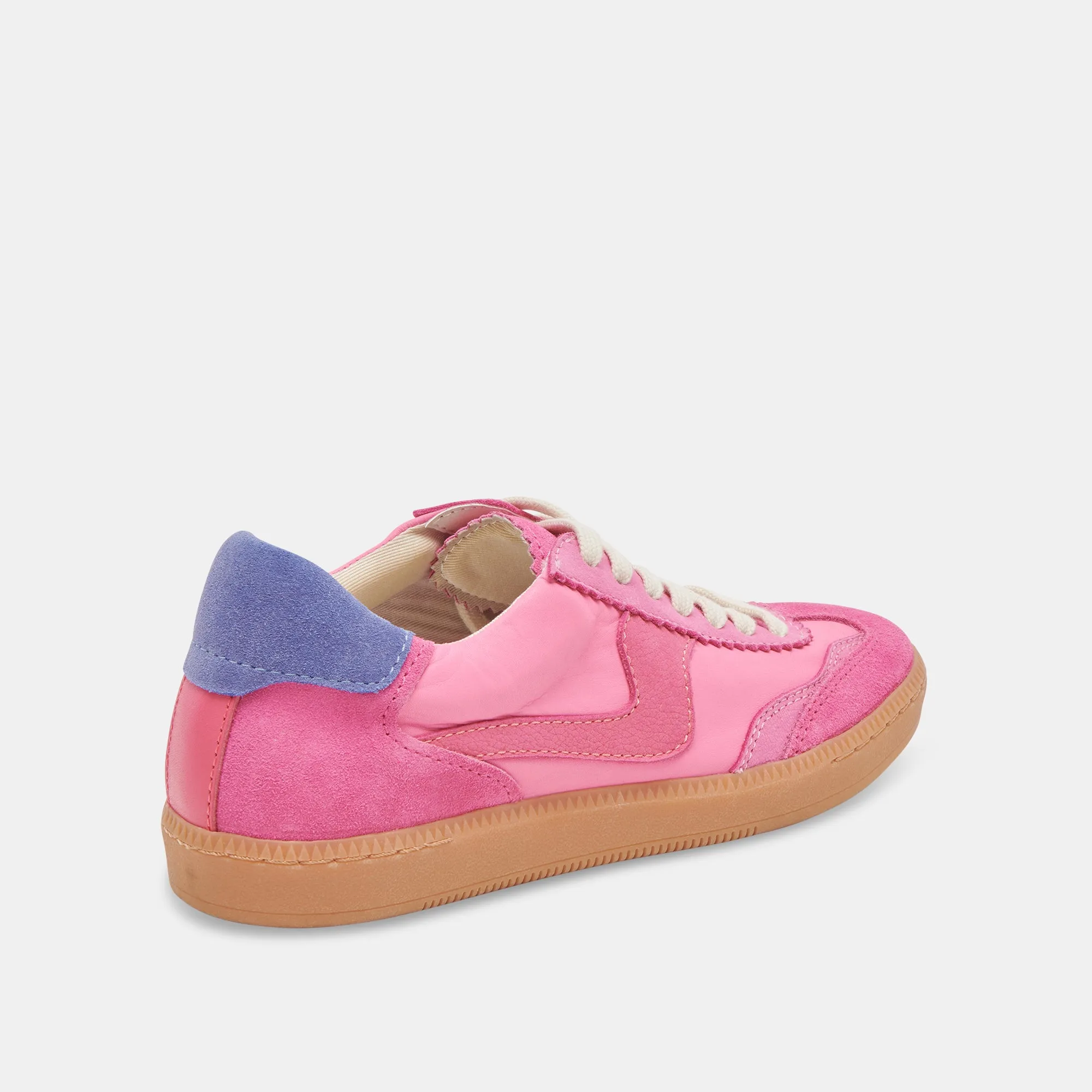BASKETS NOTICE EN DAIM ROSE