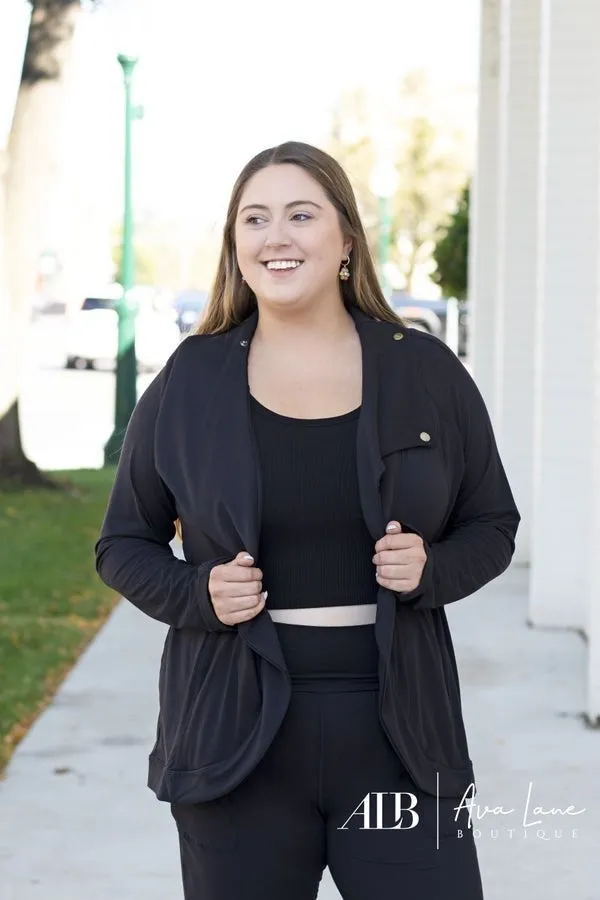 Veste asymétrique à col enroulé pour femme - Passion avant la perfection
