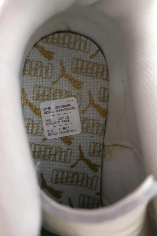 Puma Match Lo Sneakers en cuir crème avec détails en vernis taille 7.5