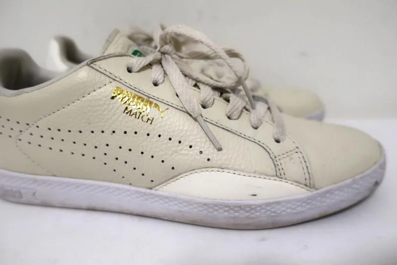 Puma Match Lo Sneakers en cuir crème avec détails en vernis taille 7.5