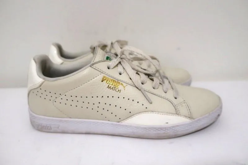 Puma Match Lo Sneakers en cuir crème avec détails en vernis taille 7.5