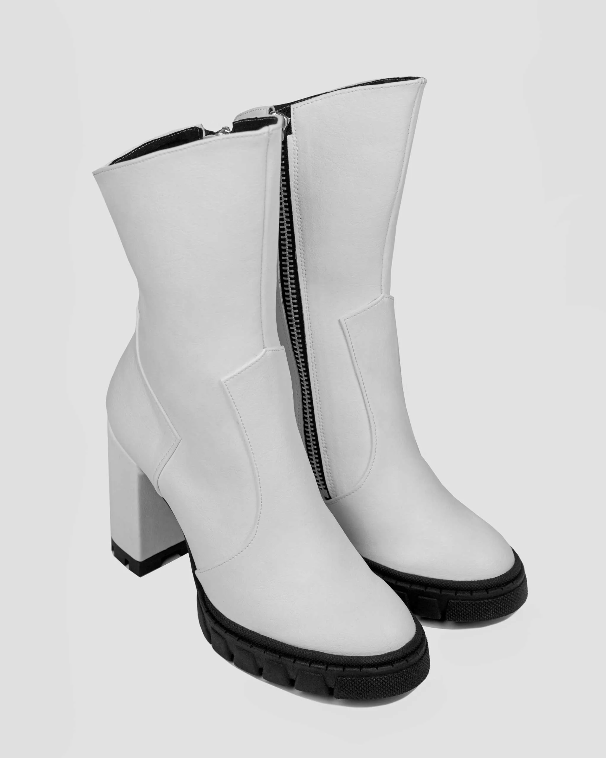 Bottes cheville en similicuir végane grape pour femme Ritual | Blanc