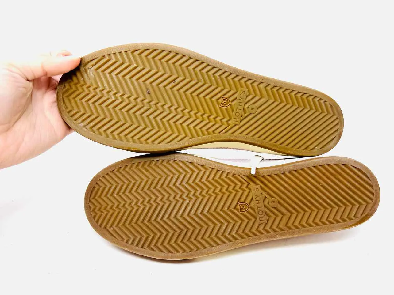 Chaussures de sport tricotées Rothy's taille 8 avec lacets blush/blanc