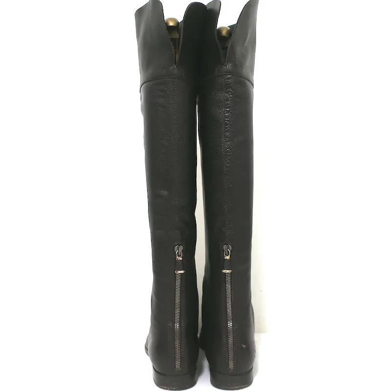 Bottes plates Sergio Rossi montantes en cuir grainé marron foncé taille 37