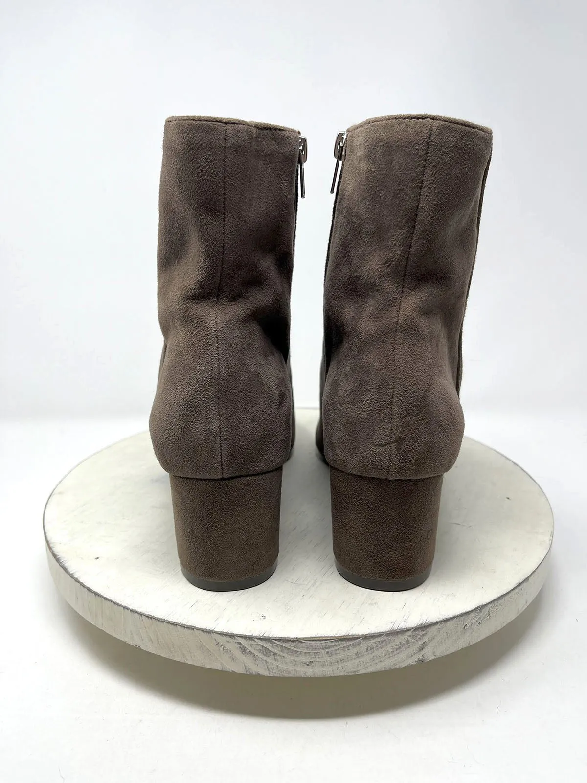 Bottes Steven par S.M. Taille 11 Broderie florale marron clair NWOB