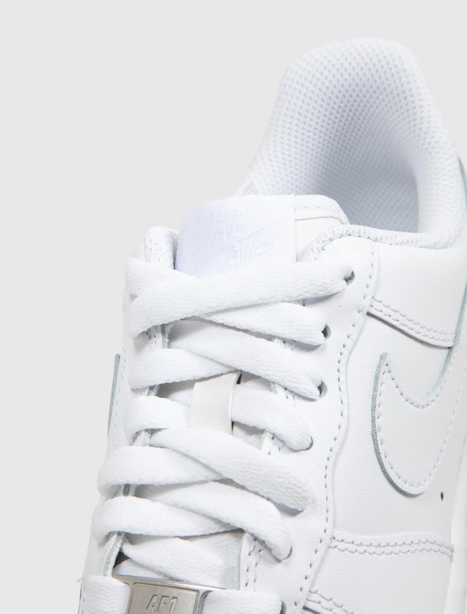 NIKE AIR FORCE 1 '07 POUR FEMME