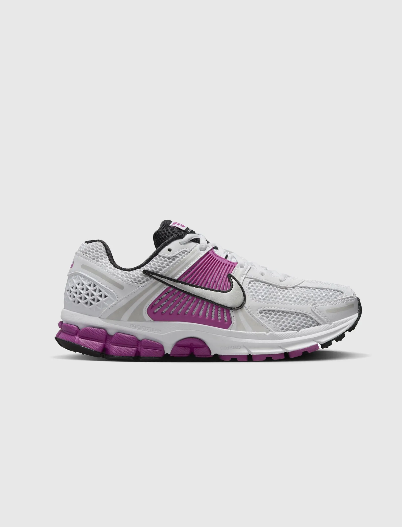 NIKE ZOOM VOMERO 5 POUR FEMME 
